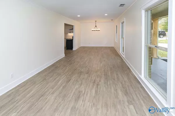 Decatur, AL 35601,2323 Springdale Road SE