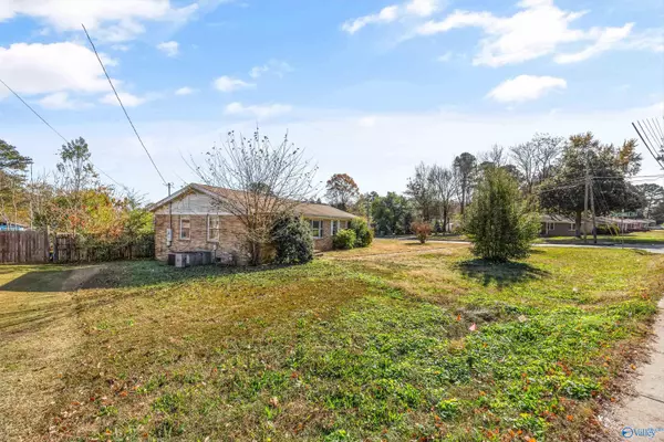 Huntsville, AL 35810,3402 Greenhill Drive