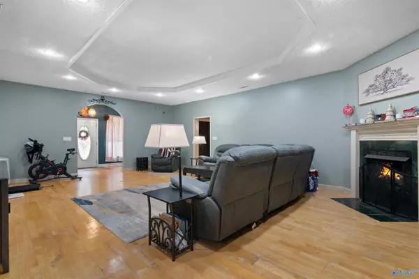 Priceville, AL 35603,1539 Highway 67 S