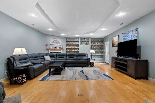 Priceville, AL 35603,1539 Highway 67 S