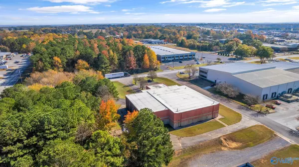 Guntersville, AL 35976,185 Grimes Drive