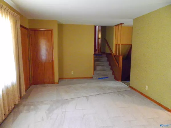 Huntsville, AL 35803,302 Mountain Gap Road SE