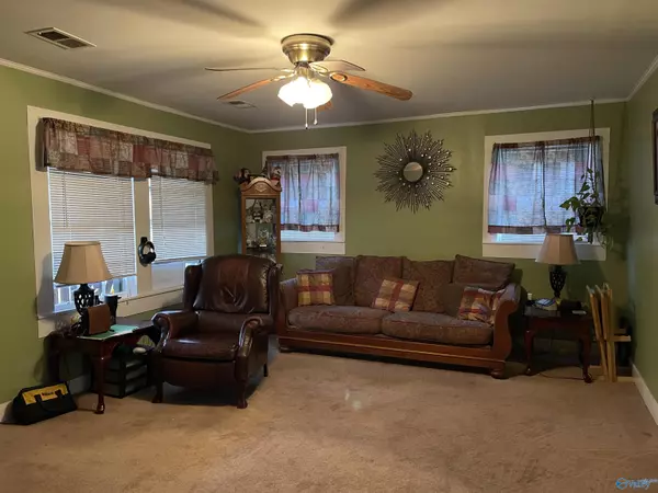 Steele, AL 35987,138 Azalea Street