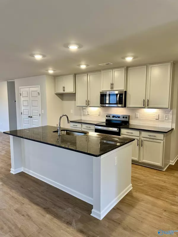 Harvest, AL 35749,28115 Caperton Drive