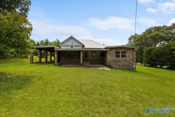 Springville, AL 35146,40 Sulphur Springs Road