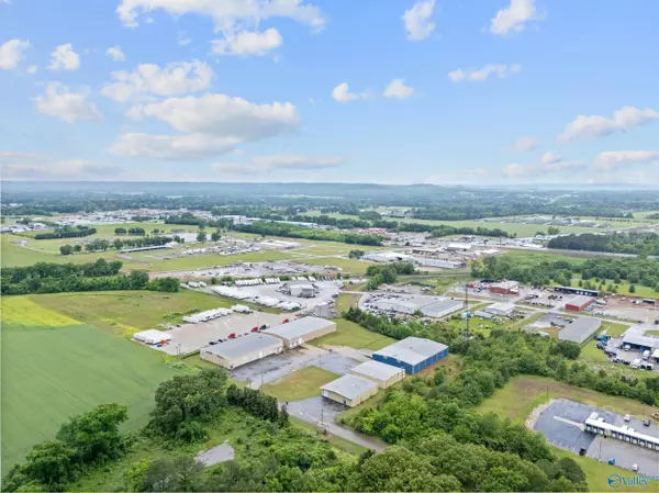 Muscle Shoals, AL 35661,120 Commerce Street #UNIT 6