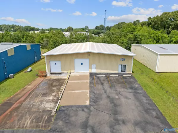 121 Commerce Street #UNIT 2, Muscle Shoals, AL 35661