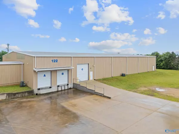 122 Commerce Street #UNIT 5, Muscle Shoals, AL 35661