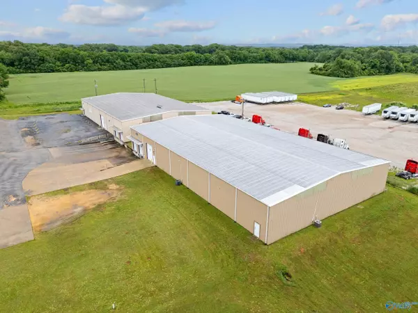 Muscle Shoals, AL 35661,122 Commerce Street #UNIT 5