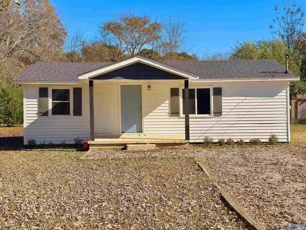 123 Mccollum Lane, New Market, AL 35761