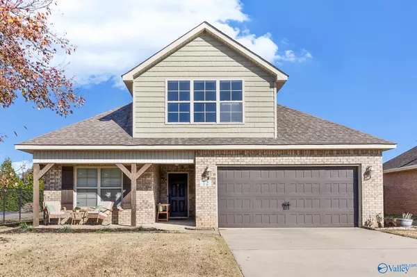 Decatur, AL 35603,12 Pecan Circle