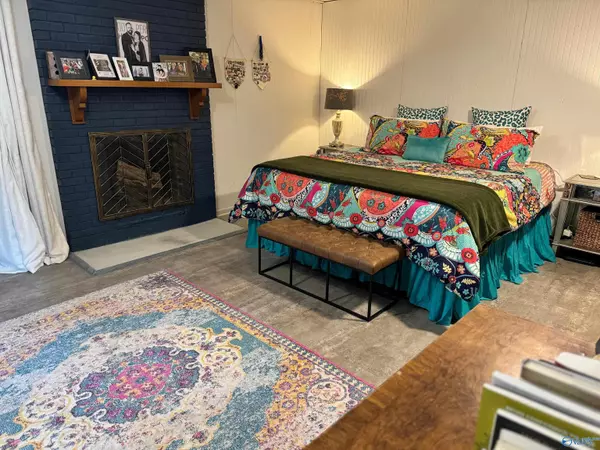 Decatur, AL 35601,1504 Simmons Drive