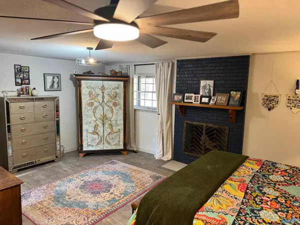 Decatur, AL 35601,1504 Simmons Drive