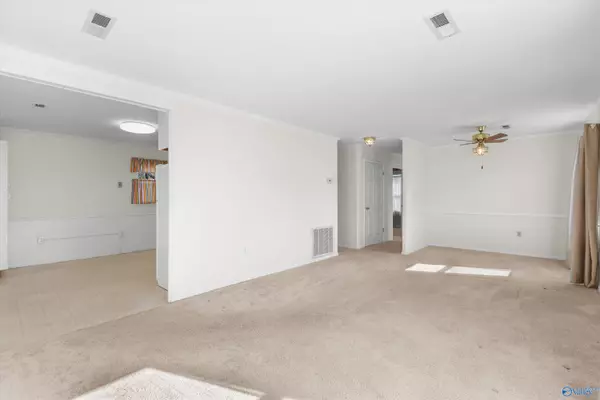 Huntsville, AL 35811,1827 Oakwood Avenue NE