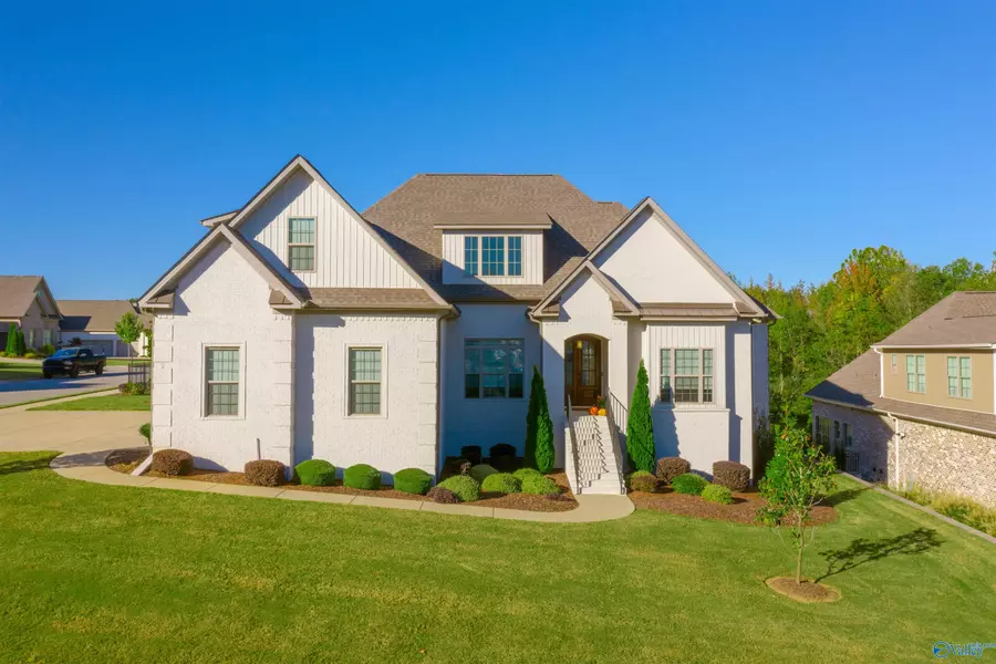 22832 Cog Hill Drive, Athens, AL 35613