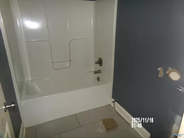 Elkmont, AL 35620,27022 N Wales Road