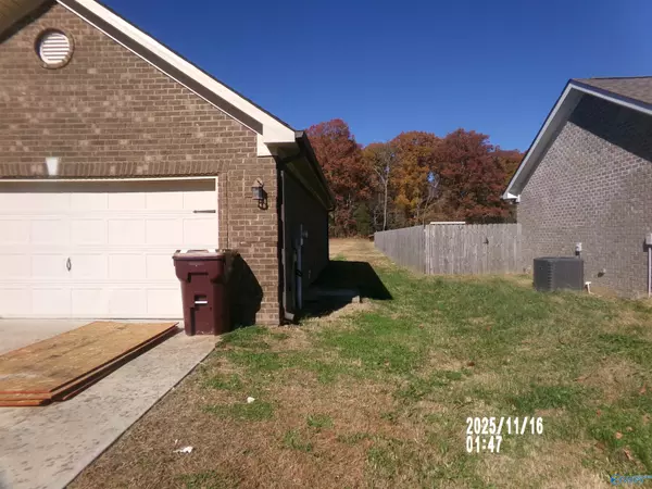 Elkmont, AL 35620,27022 N Wales Road