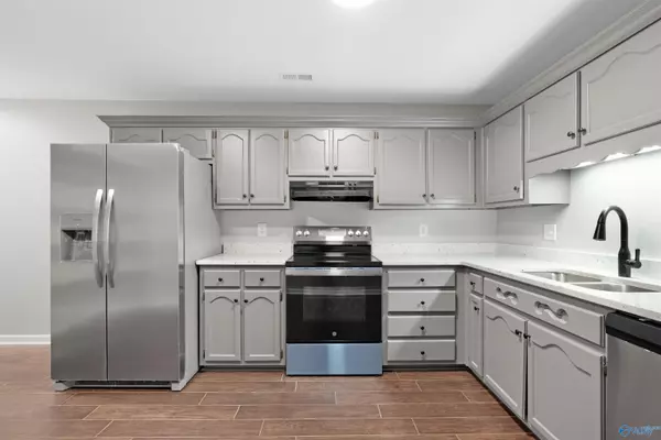 Decatur, AL 35601,431 Autumnwood Drive SW