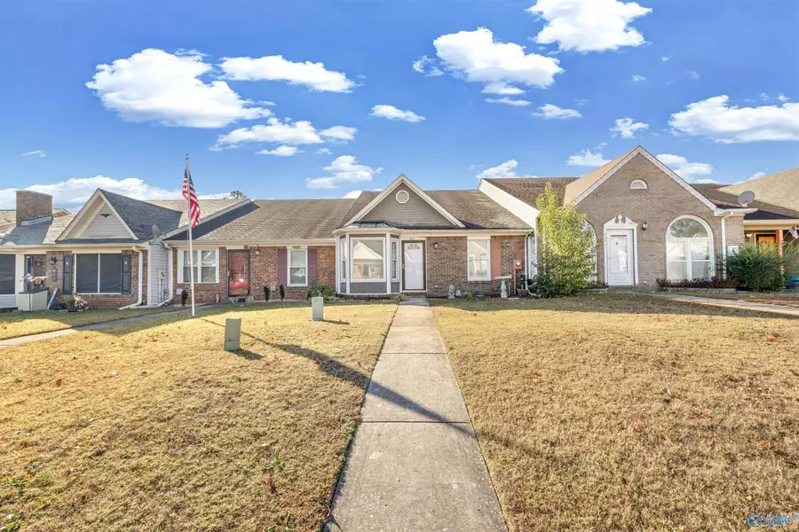 431 Autumnwood Drive SW, Decatur, AL 35601