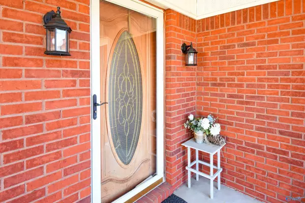 Athens, AL 35614,19142 Tammy Leigh Drive