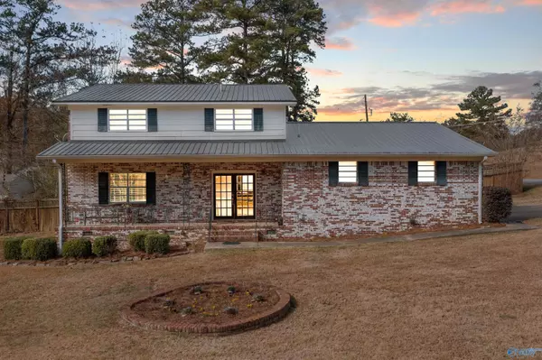 Glencoe, AL 35905,402 Willowbrook Avenue