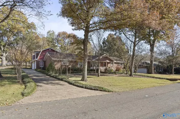 Huntsville, AL 35803,9201 & 9407 Navios Drive SE