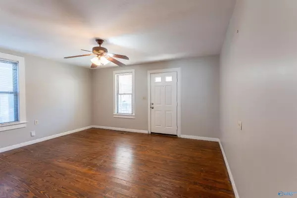 Huntsville, AL 35801,1421 Rison Avenue