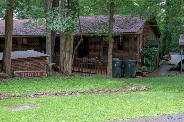 Owens Cross Roads, AL 35763,169 Deaton Road