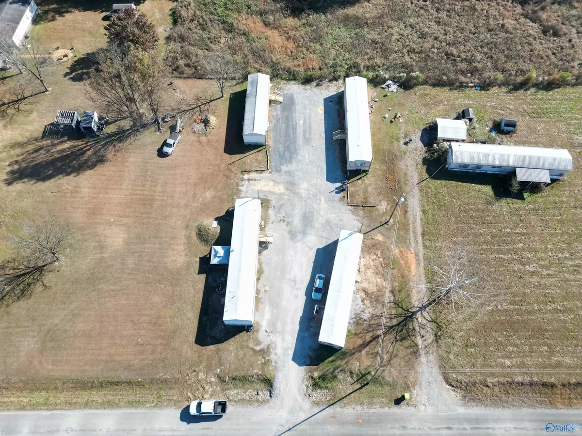 Moulton, AL 35650,464 County Road 237