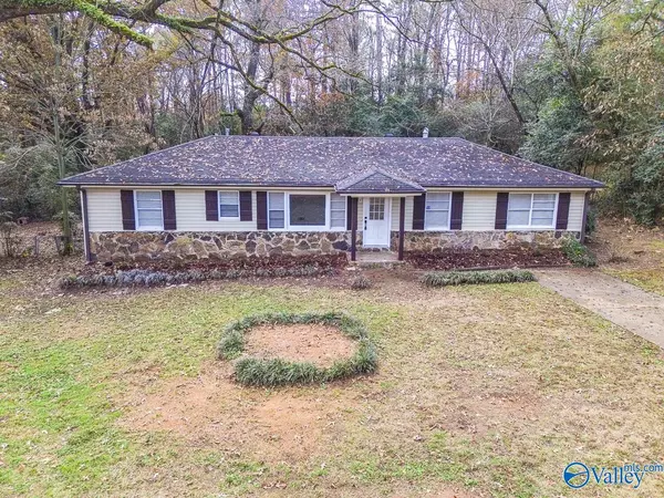 421 19th Ter NE, Birmingham, AL 35215