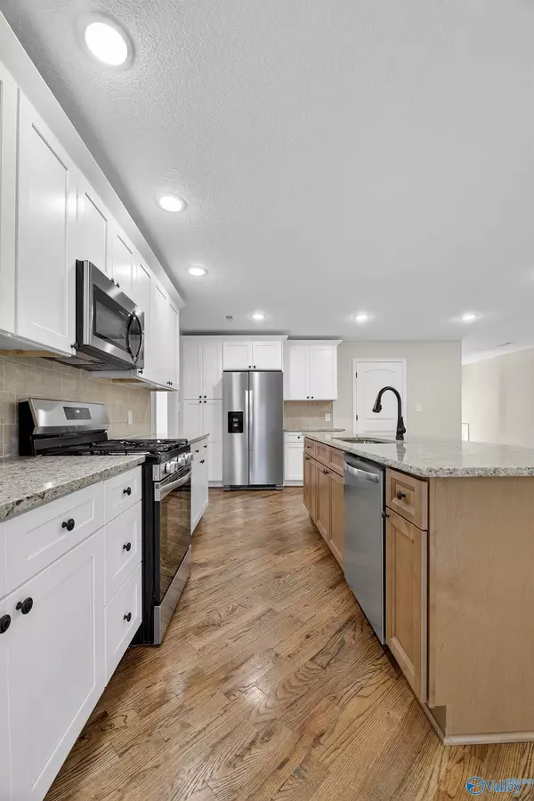 Glencoe, AL 35905,521 Clubview Drive