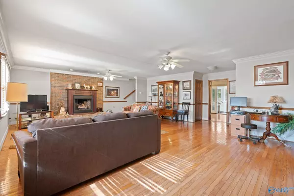 Scottsboro, AL 35768,1360 County Road 11