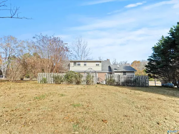 Elkmont, AL 35620,21811 Alabama Highway 99 NW