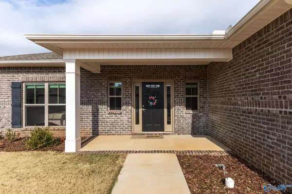 Athens, AL 35613,25129 Addlestone Drive