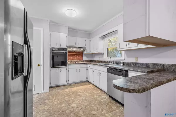 Huntsville, AL 35816,3909 W Crestview Drive NW