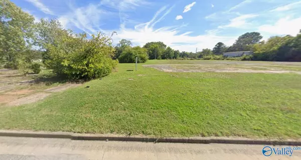 Huntsville, AL 35810,2524 Memorial Parkway North