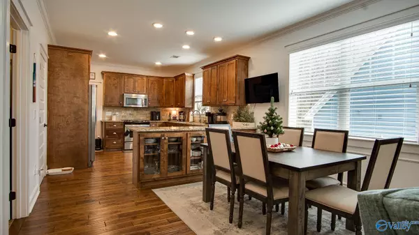 Guntersville, AL 35976,1004 Laurinda Lane