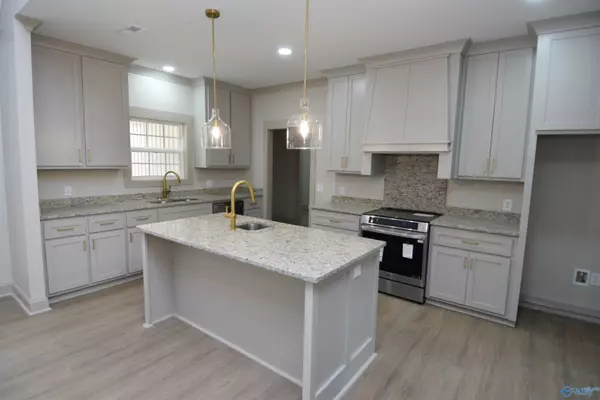 Grant, AL 35747,80 Shelby Drive