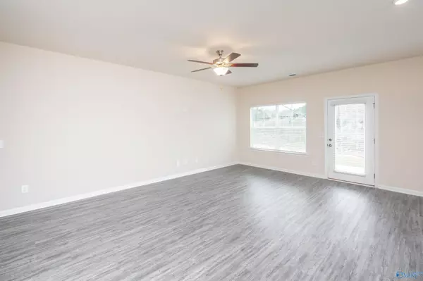 Athens, AL 35613,25736 Finchley Drive