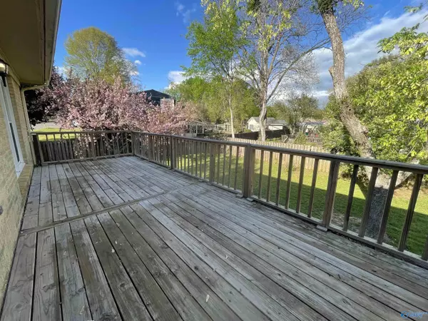 Huntsville, AL 35802,7735 Mallard Road