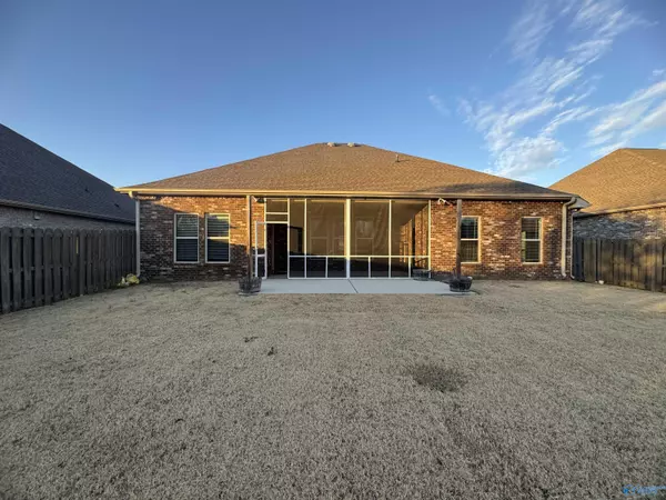 Owens Cross Roads, AL 35763,5006 River Birch Lane