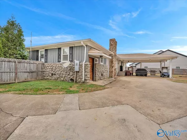 Athens, AL 35613,15868 East Limestone Road