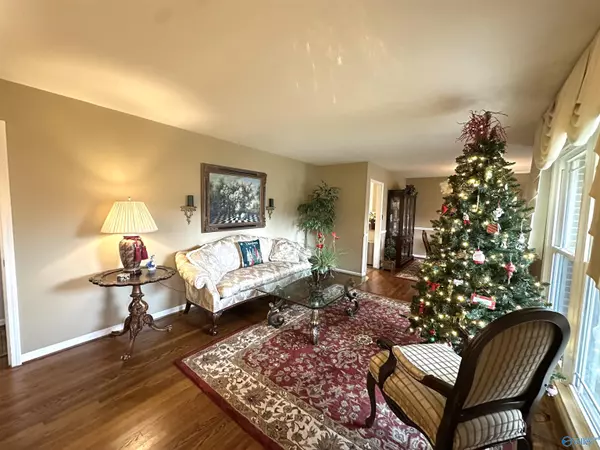 Gadsden, AL 35901,116 Meadowview Circle