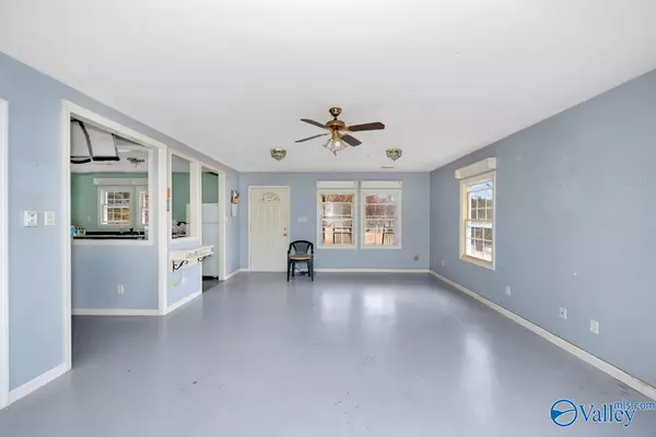 Prospect, TN 38477,560 Old Poplar School Road