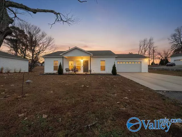 Albertville, AL 35951,7570 Hustleville Road