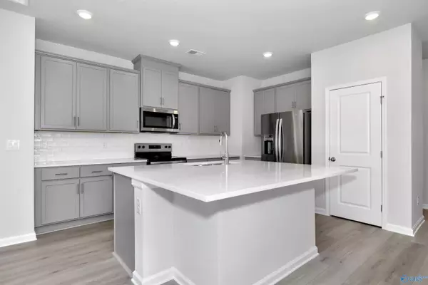 Madison, AL 35756,8195 Huspa Avenue