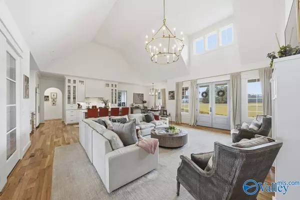 Albertville, AL 35950,2582 S Broad Street