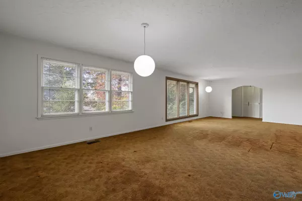 Huntsville, AL 35802,8103 Camille Drive SE