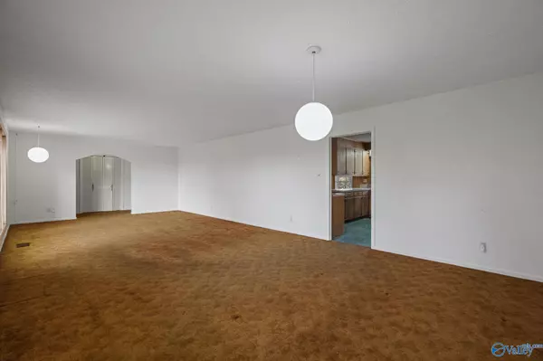 Huntsville, AL 35802,8103 Camille Drive SE