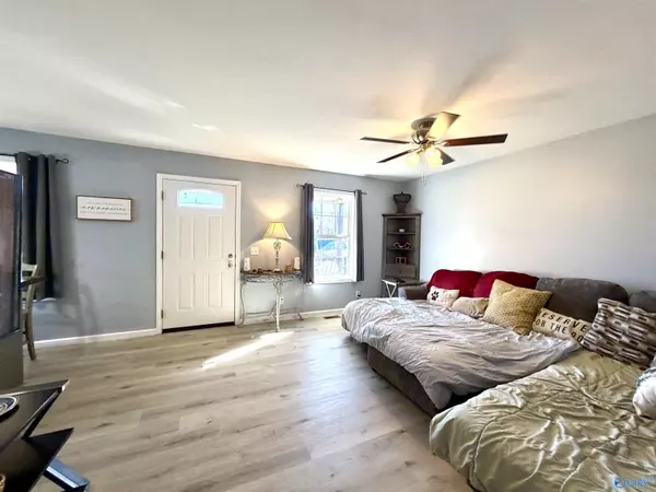 Fort Payne, AL 35967,6743 County Road 78